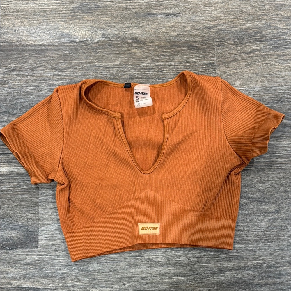 Bo+Tee Women's Crop Top